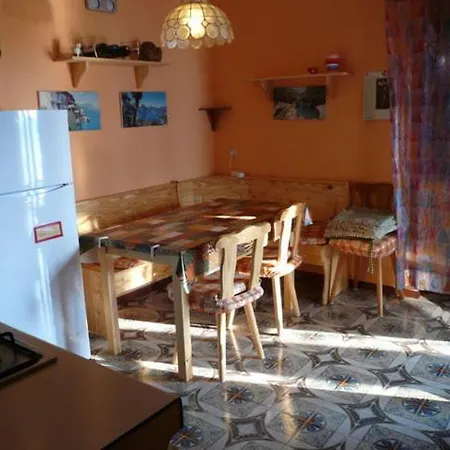 Apartament Amarys 2 *